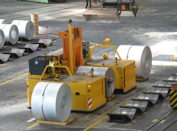 18 years of successful operation: The electric / hydraulic AGV coil transporters have been proving their worth day after day in the tough working environment at Salzgitter AG ever since.

When others only talked about it, we had already implemented it long ago.