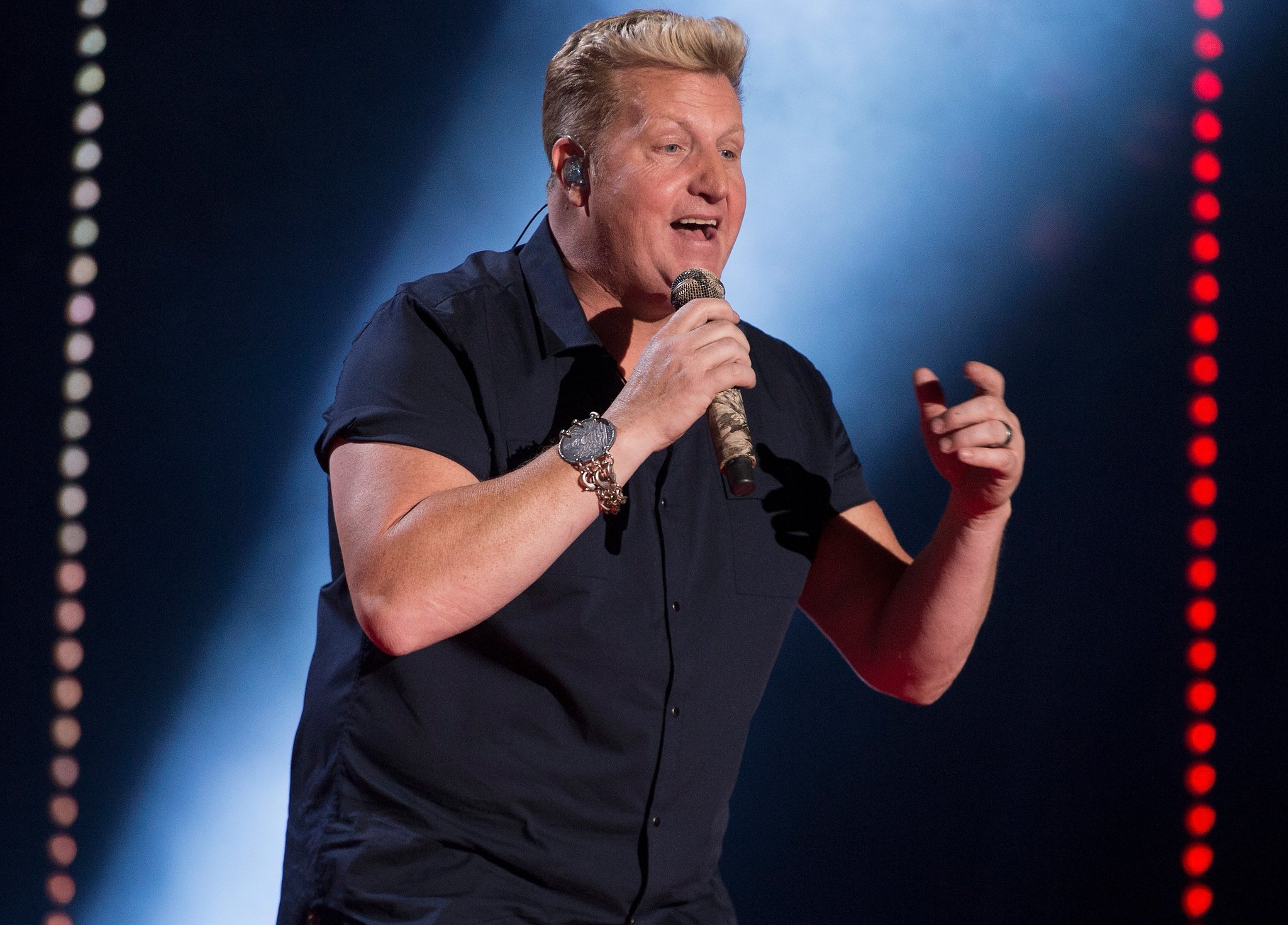 Happy birthday to Gary LeVox! 