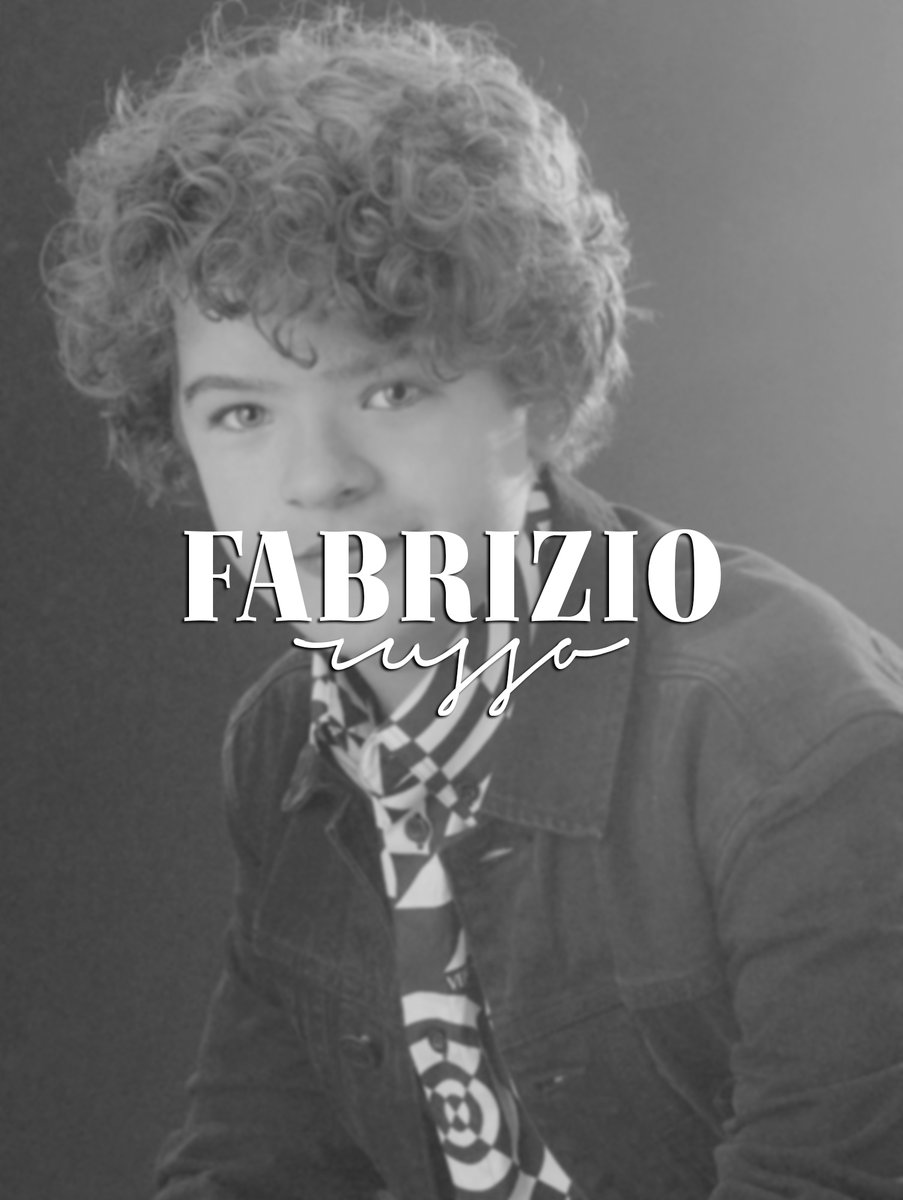 ┗━━ ❝¿𝐇𝐀𝐍 𝐕𝐈𝐒𝐓𝐎 𝐀 𝐄𝐒𝐓𝐄 𝐌𝐀𝐆𝐎?❞

❱ ⟅ :· 𝐅𝐚𝐛𝐫𝐢𝐳𝐢𝐨 𝐑𝐮𝐬𝐬𝐨 — OC.
❱ ⟅ :· Quince años.
❱ ⟅ :· Quinto curso.
❱ ⟅ :· Ravenclaw.
❱ ⟅ :· FC: Gaten Matarazzo.

❱ ⟅ :· sangre, personalidad e historia a elección de user.