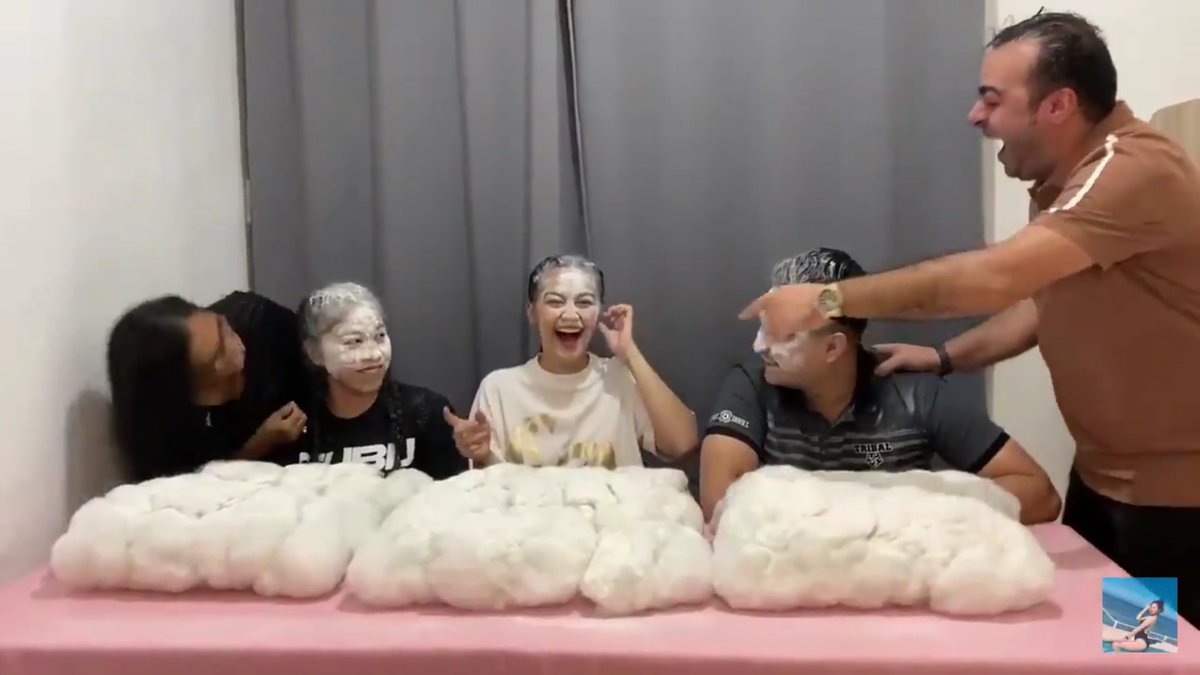 Morena_Llame's tweet photo. UNG TAWANAN TALAGA NILA UNG THE BEST PART😟❤🤗SOBRANG SARAP PAKINGGAN AT MAPANOOD UNG SAYA NILANG PAMILYA✊
@ZeinabHarake11
https://t.co/Eg9OgqhVzq
#HARAKEFAMILY https://t.co/JYOUg63KuI