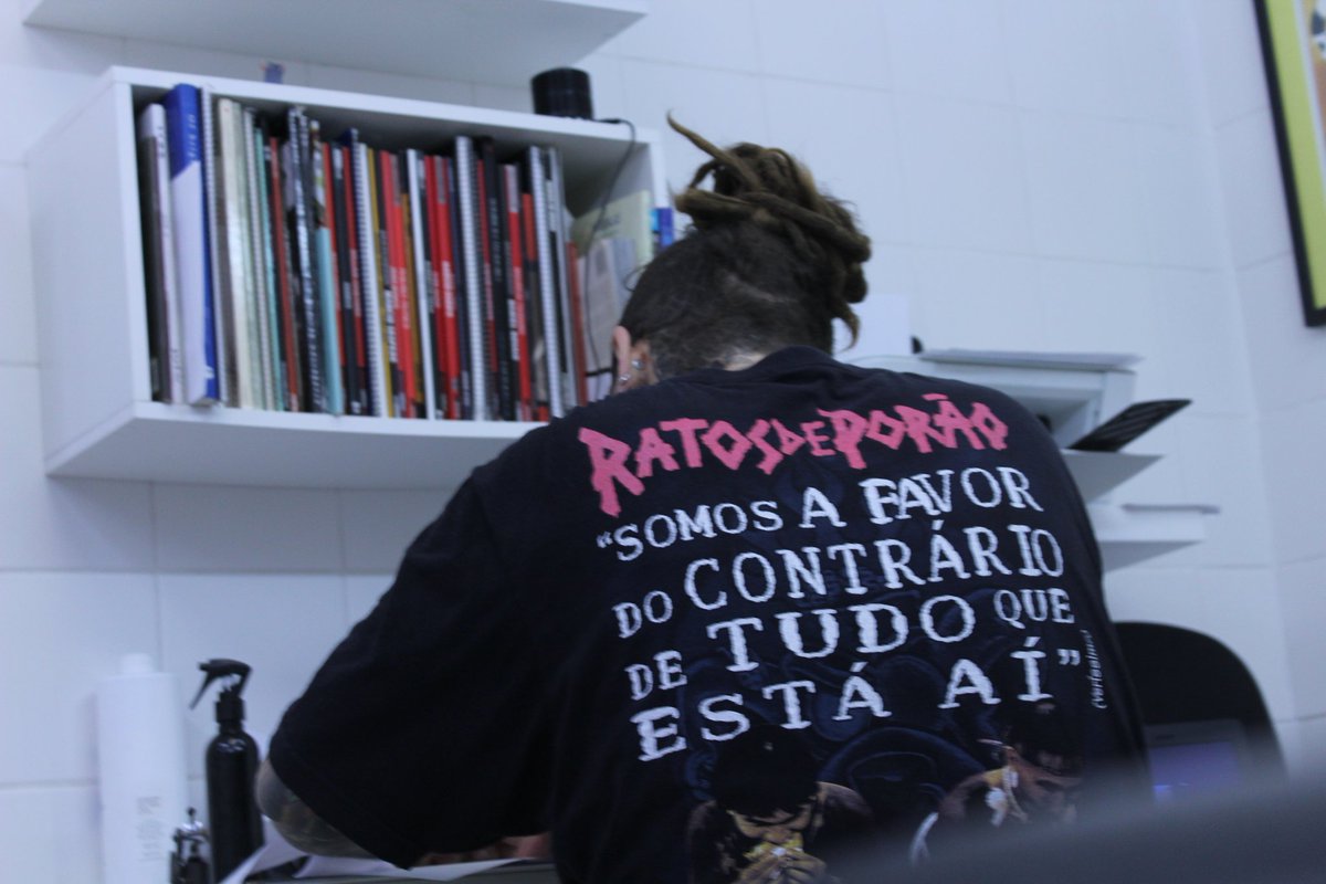 trashtattoo's tweet photo. To all professionals in the film, television, theatre, entertainment and arts world, join the challenge to post a photo of you in your job. Just a picture, no description. The goal is to flood social media with our profession. Copy the text and post a pic. #savethearts https://t.co/BQmxkRQBAF