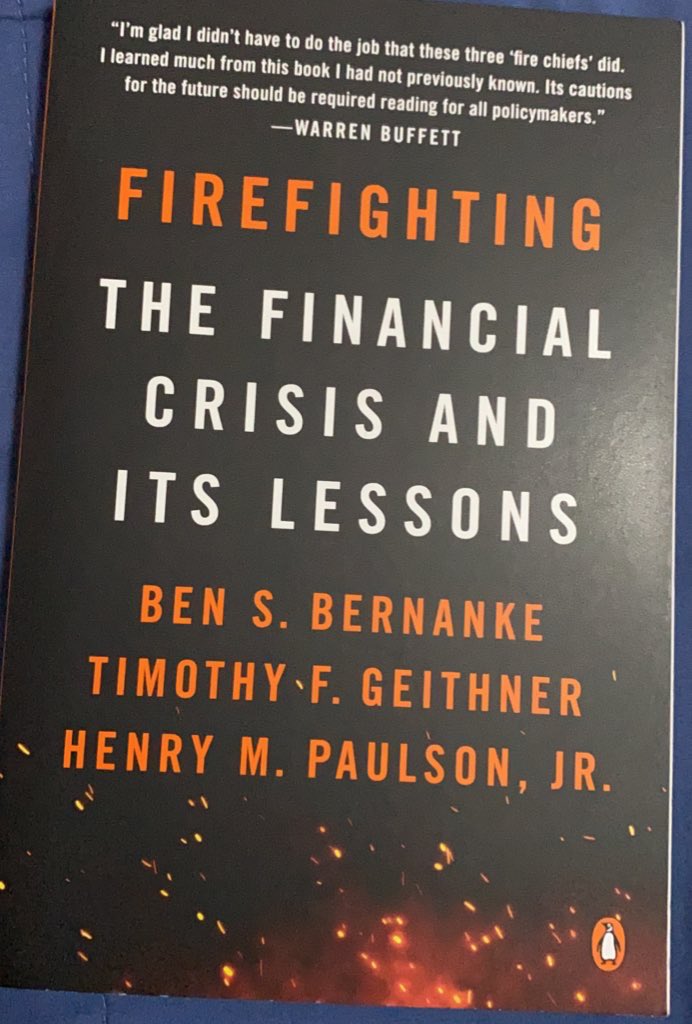 matecastano's tweet photo. Empezando este sobre la crisis anterior: La Gran Recesión de 2008. Escrito a 6 manos entre una terna difícilmente repetible: @benbernanke el académico, @PaulsonInst el hombre de negocios y #TimothyGeithner el hombre del gobierno. Un curso avanzado de finanzas en 214 paginas. https://t.co/FhfUqxGJK8