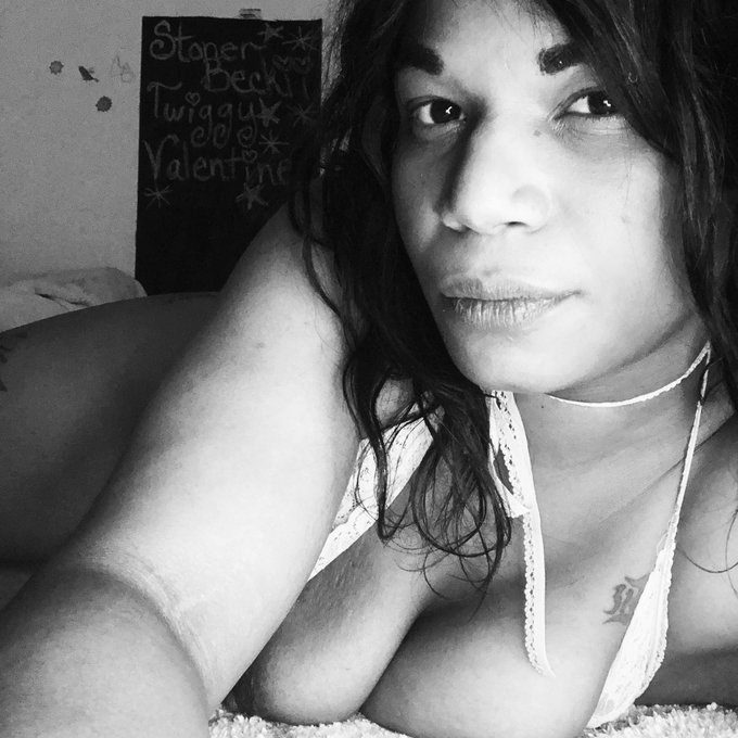 JULY 8th 2020 NEW ONE DAY CONTEST CUM VOTE👉💋for @BeckiiMama in the MV Contest Sweet Tooth Contest @manyvids<a href="/tag/manyvids"class="tags"><span>#manyvids</span></a>