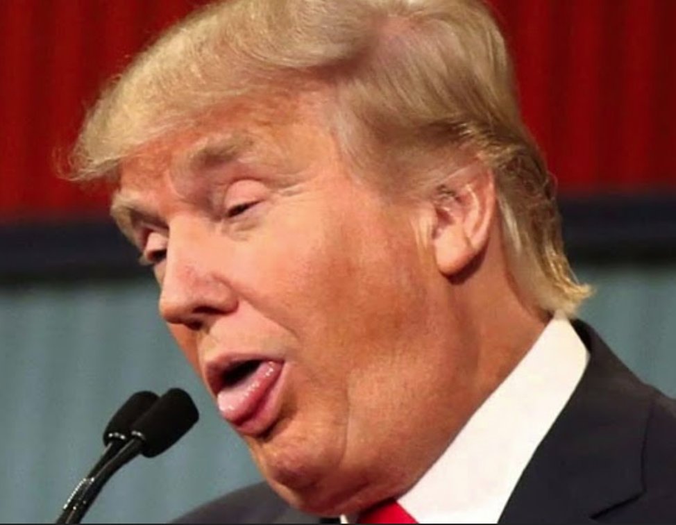 think_act_love's tweet photo. .@realDonaldTrump I finally got it why he has such a large base. It is like someone just like them is actually sitting at the Resolute desk in the oval office. Yes, the circus is in town and here come the clowns!  #MAGA2020   #DumpTrump  #NeverTrump  #KAGA https://t.co/k0wEKjMgOg