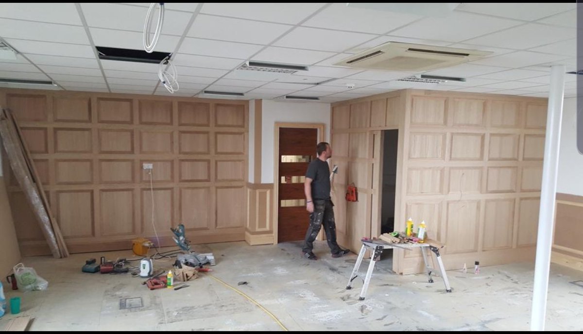 One of our recent installations at the famous Grade 1 World Heritage site 
Liverpool Liver buildings.
A complete fit out of one of the top floor office units 
Bespoke joinery carried out by our highly trained skilled tradesmen, 
Dont hesitate to contact us for any details  in bio