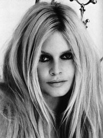 Brigitte Bardot #1960s
He encontrado esto en Pinterest
#beautifulgirls
https://t.co/Mrn2gIUaAe https://t.co/yWAOzEEnbv