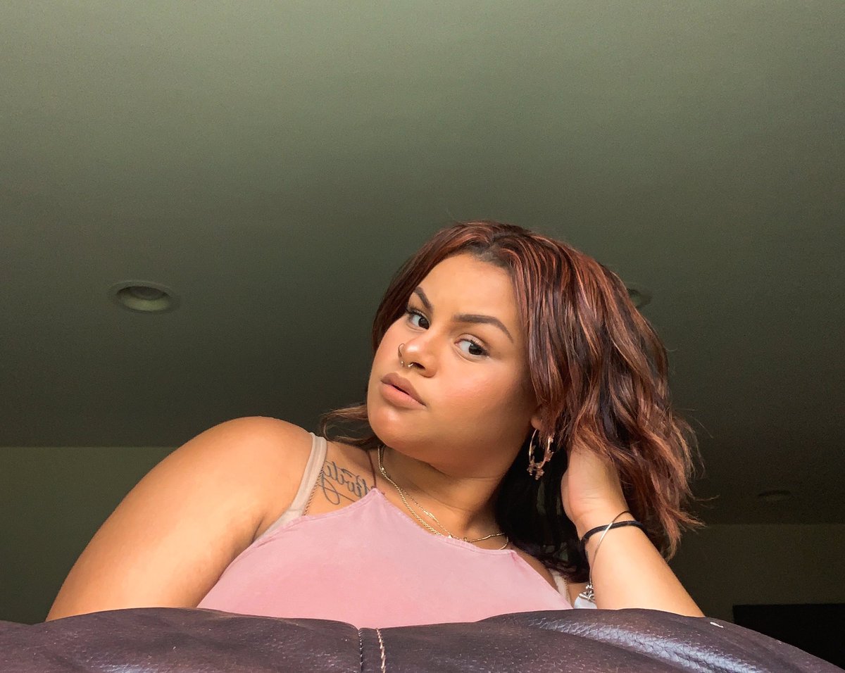 kayziaaleighh's tweet photo. imma leave this here for y’all 😘 https://t.co/S8hyKJoPWg