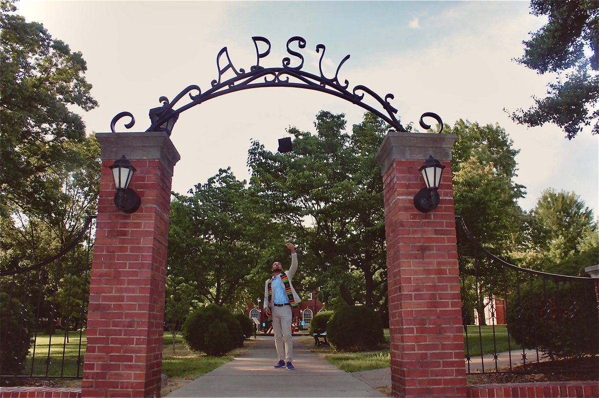 Marcus M. tweet media