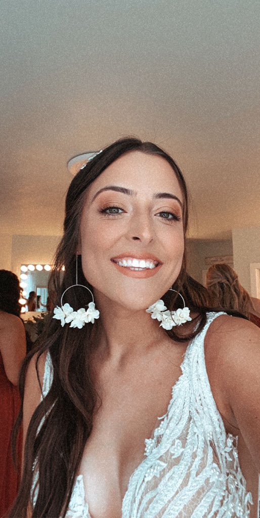 MorganMarlaina's tweet photo. I felt more beautiful than I ever have last Friday and I wanna feel like that forever🥺 https://t.co/LQrTdT83OZ