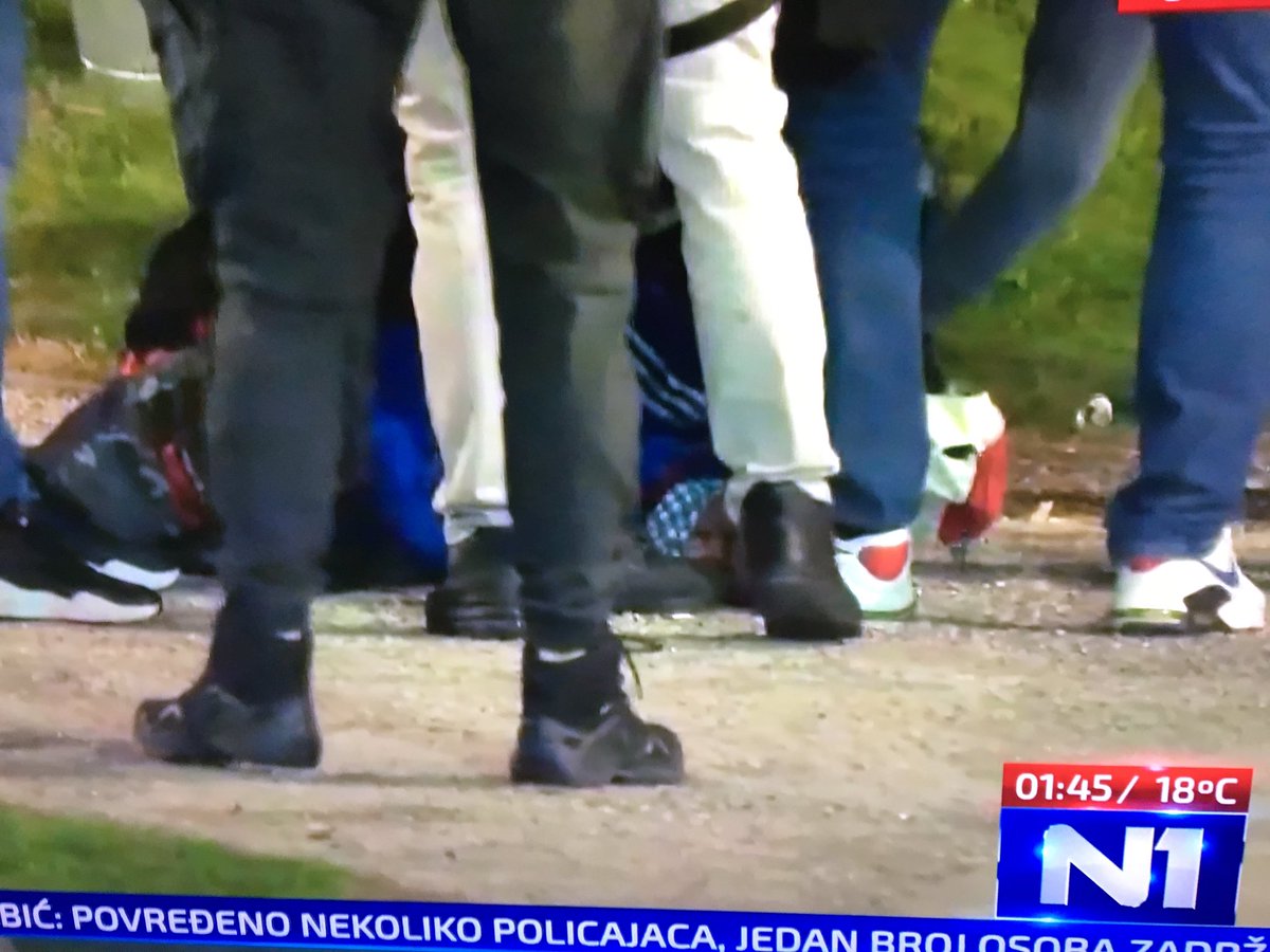 Ptiki's tweet photo. Kakva je ovo procedura? https://t.co/CrOULc4tJq
