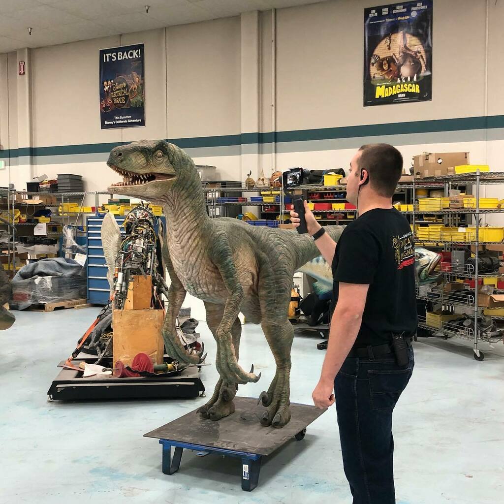 GarnerHoltEtI's tweet photo. Although it may appear Jordan is interviewing this Velociraptor for the next issue of National Geographic, he is actually providing a live, virtual tour of Garner Holt Productions to more than 120 students participating in the Millionaire Mind Kids Summe… https://t.co/wQNx3C8EZC https://t.co/9youAH88Fx