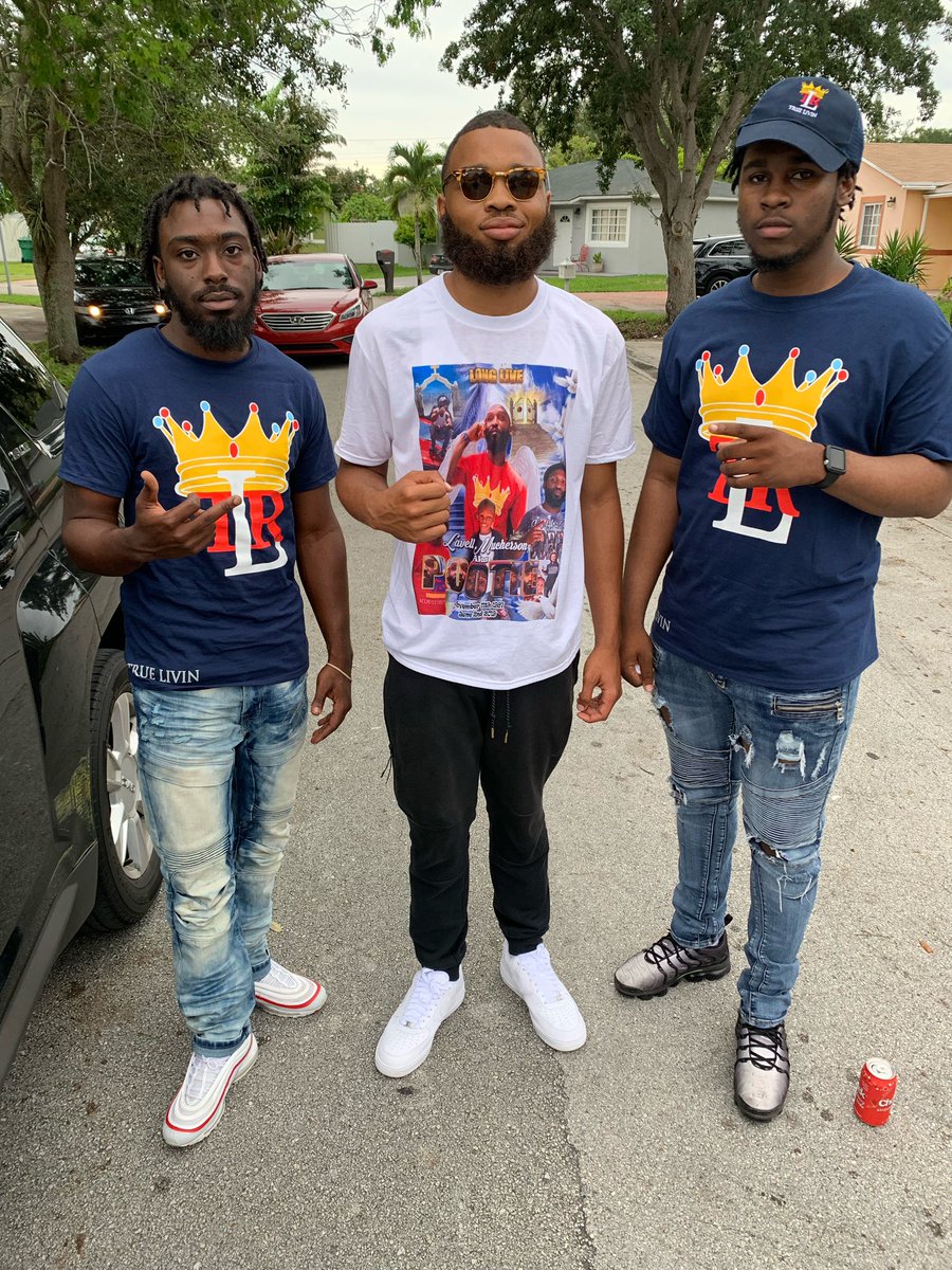 TrlLivin's tweet photo. Customer Appreciation 👑 @Eddunkin7 Hmu new logo new designs coming out soon https://t.co/tauJAzQJWe