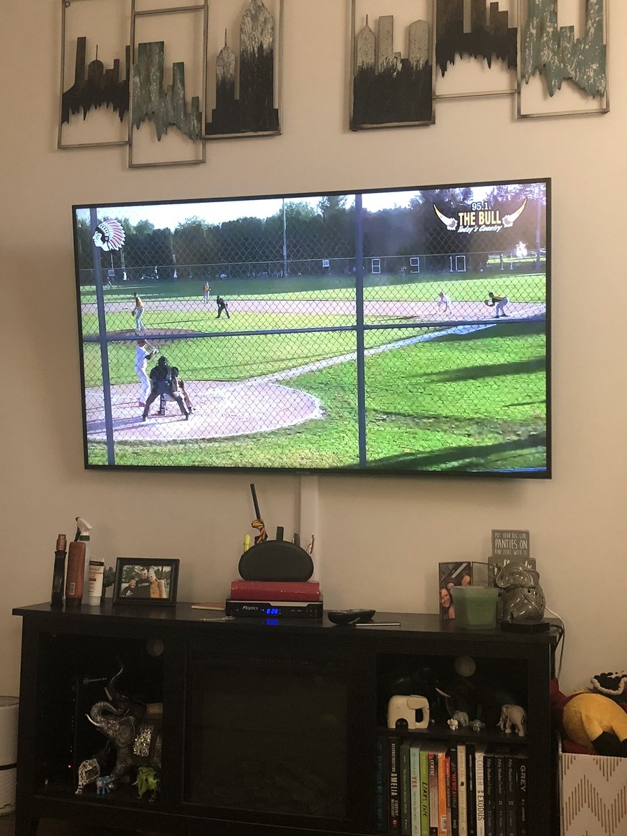 PeytonStensland's tweet photo. Ending my night watching @Luke_Shover and the rest of the @GoHawkBaseball team β€οΈβΎοΈ #WSR #IowaHSBaseball @IHSAA @AthleticsWsr https://t.co/hvXks5OvSr