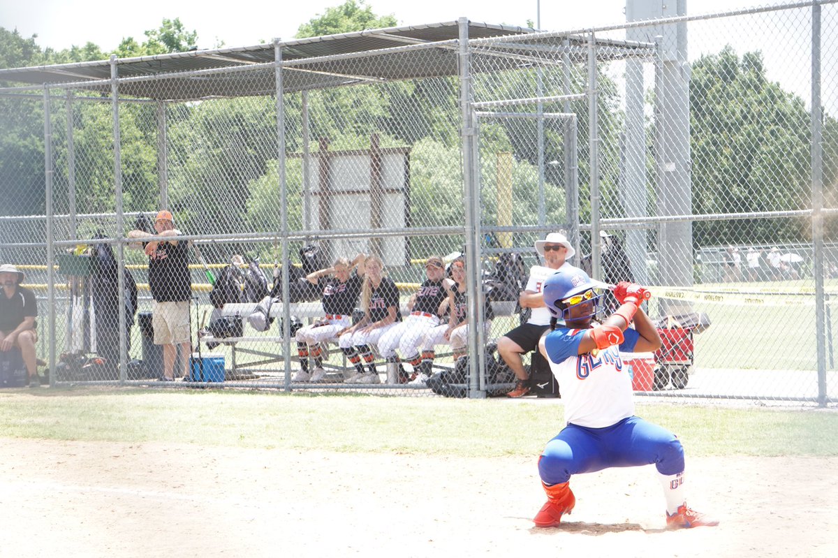 NevaehWatkins5's tweet photo. Blessed to be rank in the top 100 by @FastPitchNet !! @TexasGlory @LeeVelazquez06 @texasglory2024 @SachseSB @ColemanSoftball @CedriColeman https://t.co/x0UxdJmYYd