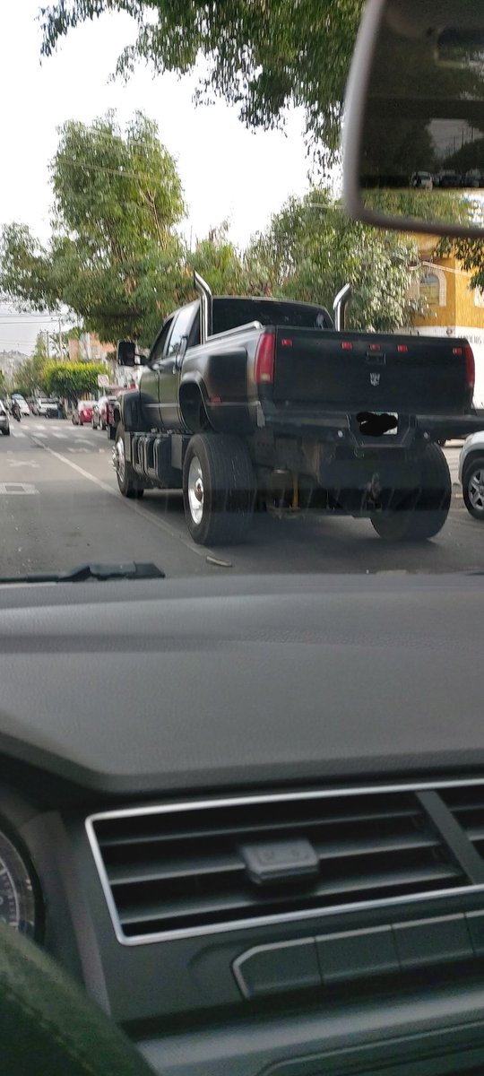 JaRa35946110's tweet photo. Que tal este camión o camioneta? @sergiooliveiram @frankymostro @gabosalazar21 https://t.co/UY90XzJ8GI