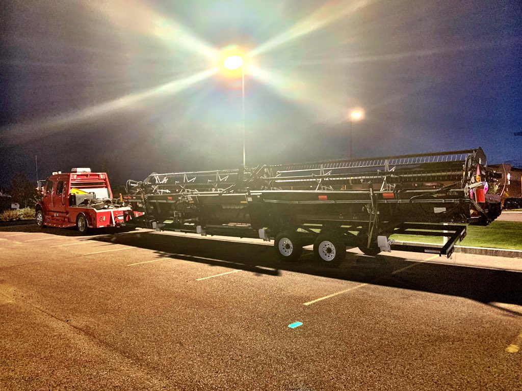 combineworld's tweet photo. Load and go for Idaho. Thanks again to some great folks! #combineworld #agmorethanever #harvest2020 #farmlife https://t.co/5OxsOz6iox