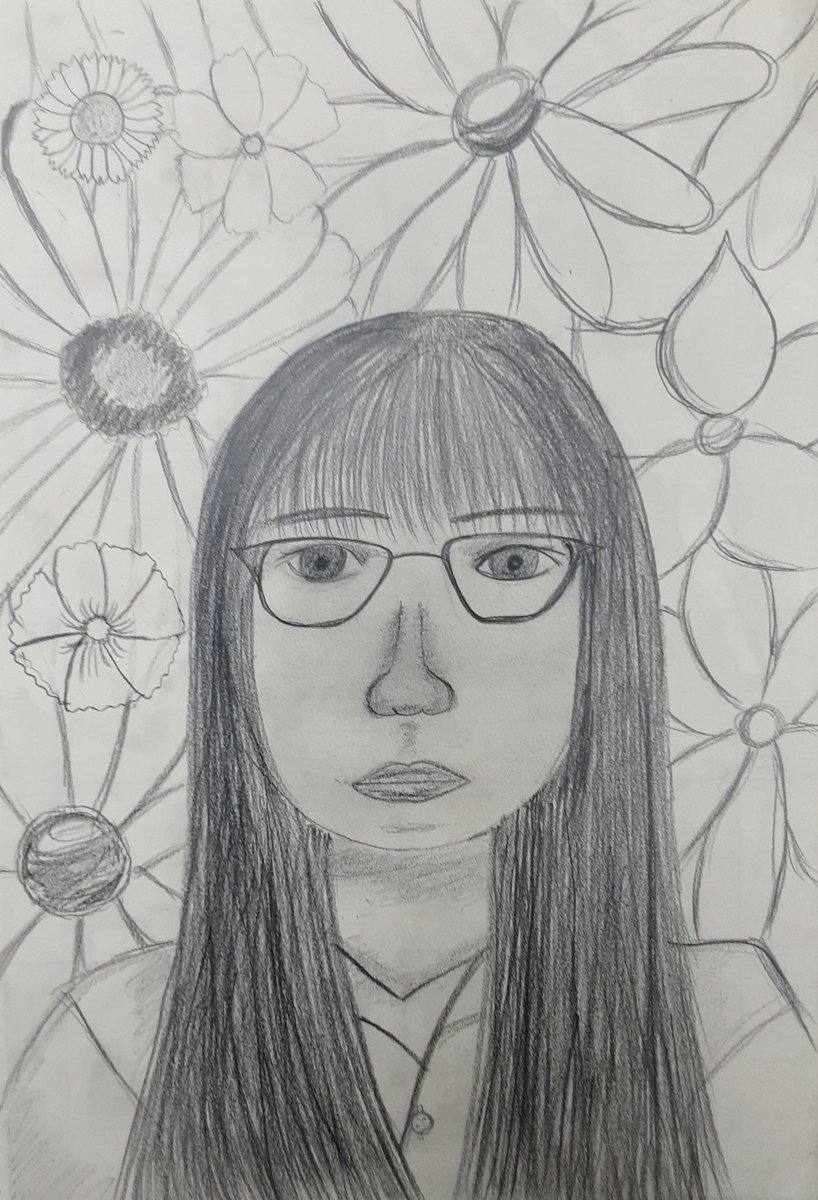 AlisaPotter14's tweet photo. Graphite self portraits by my grade 10 students #visualsarts #MYP #artteacher #highschoolart https://t.co/ePmdlJbPw2