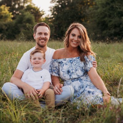 mrsGiroux's tweet photo. #NewProfilePic https://t.co/10aRkFJXoj