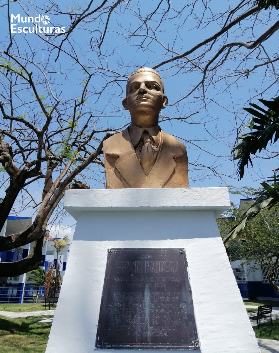 mundoesculturas's tweet photo. Busto de Fermín Naudeau

Fermín Naudeau fue un profesor de Matemáticas, autor de varias obras de carácter didáctico, dejando un gran aporte en el ámbito de la docencia, razón por la cual se le colocó su nombre al centro educativo en homenaje y recuerdo a su memoria. https://t.co/Mg19wpRe23