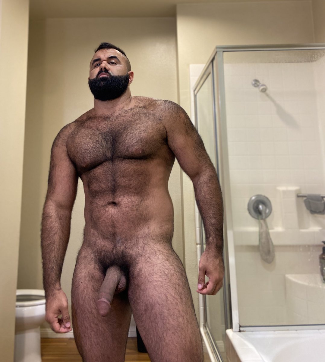 AlphaTopWolf22's tweet photo. RT if u want a..
32 yo 
6’2 
250 lbs 
Furry 
Beefy
Daddy...

Side note: Glad to see my body on the right track 💪🏽😏 not quite there yet https://t.co/sZwL3Yuvtr