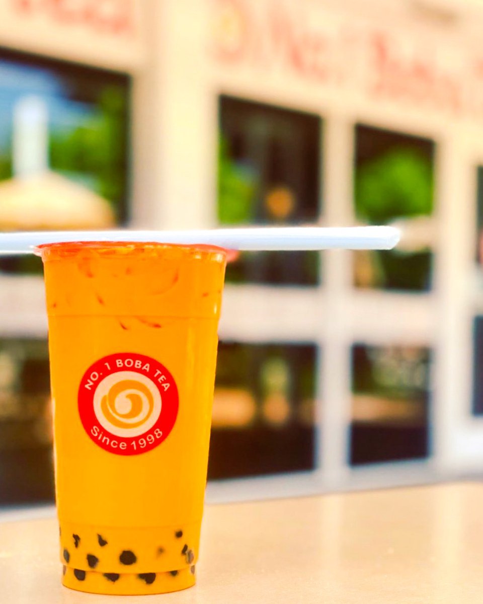 DTContainerPark's tweet photo. #DidYouKnow that ordering from No. 1 Boba Tea on our first floor is as easy as opening your phone camera? 😍 Conveniently order your favorite treats using the QR code at the door or order ahead online! 📲 https://t.co/4aM5K8sO0c