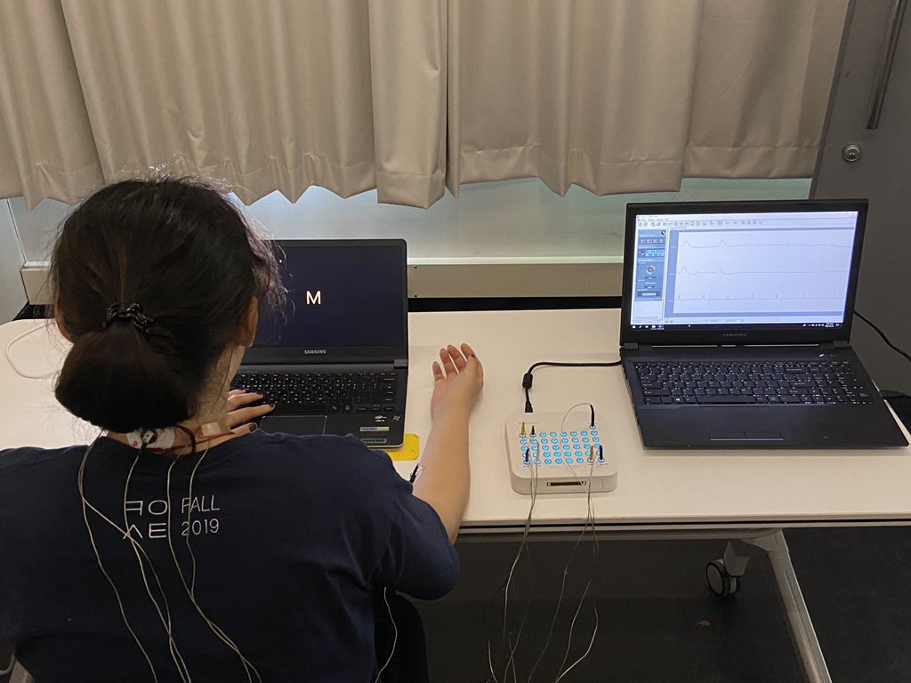 olly_luple's tweet photo. The effect of Olly has been proven by these experiments🔍

#Olly #Kickstarter #Makethe balanceofyourcircadian rhythm #Kickstarterlaunching #light #productdesign #circadianrhythm #melatonin #sleep #day #night #sleeptech
#HCL #lamp #design #samsungled https://t.co/KJLRJA0U9A