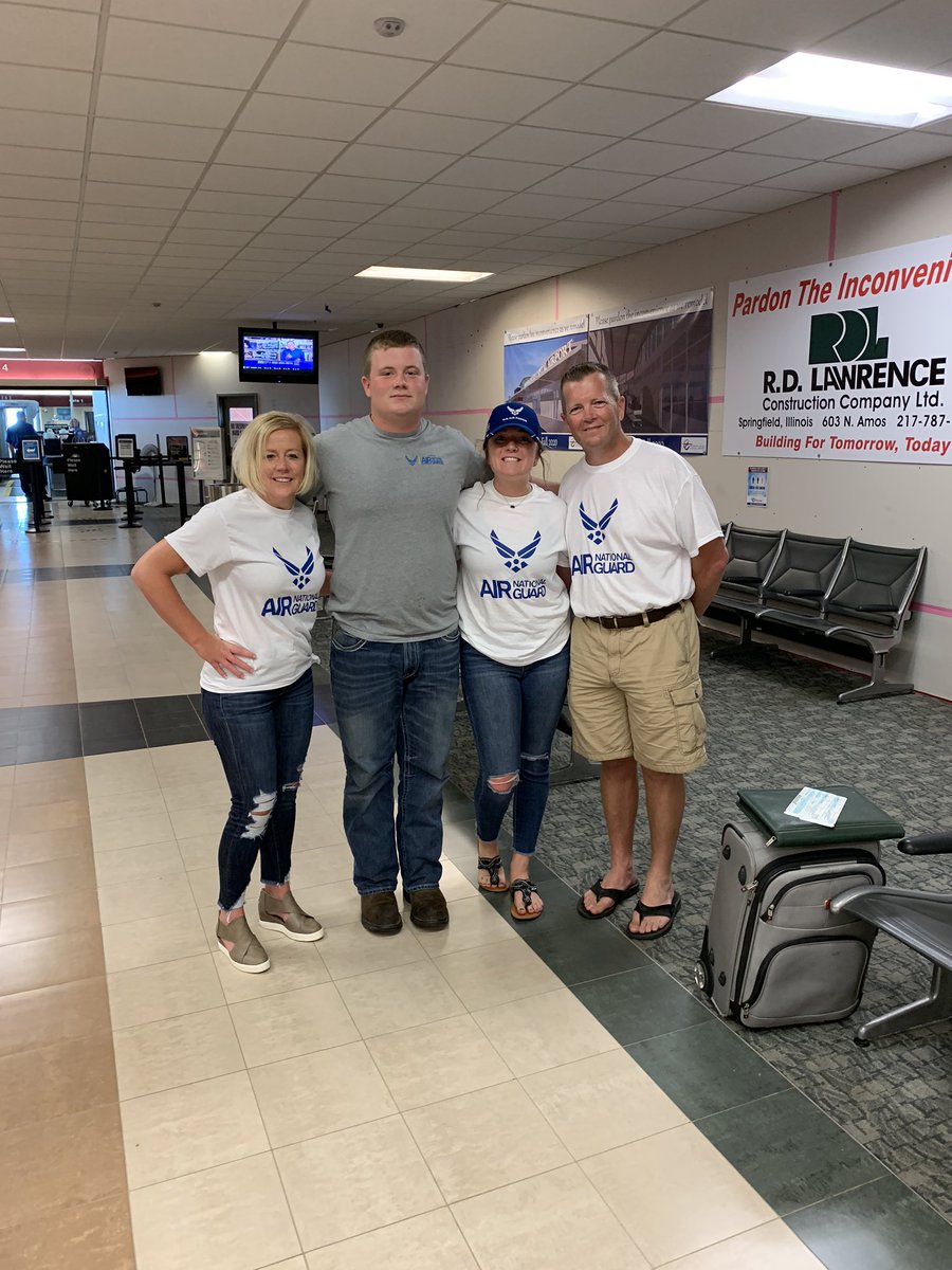 Gordyz224's tweet photo. Super proud of this kid!! #bmt2020 #airnationalguard https://t.co/Yu78NTJaKT