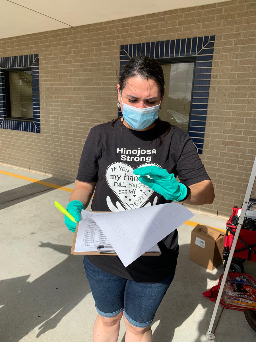 crystalalbarra3's tweet photo. What great day! Lots of smiles and excited students! Thanks @Hinojosa teachera for all your hard work today and everyday! @SailAway_AISD @SVann_AldineISD @RosalindBurns9 @MeisterDenise https://t.co/FWUOcRdSgc