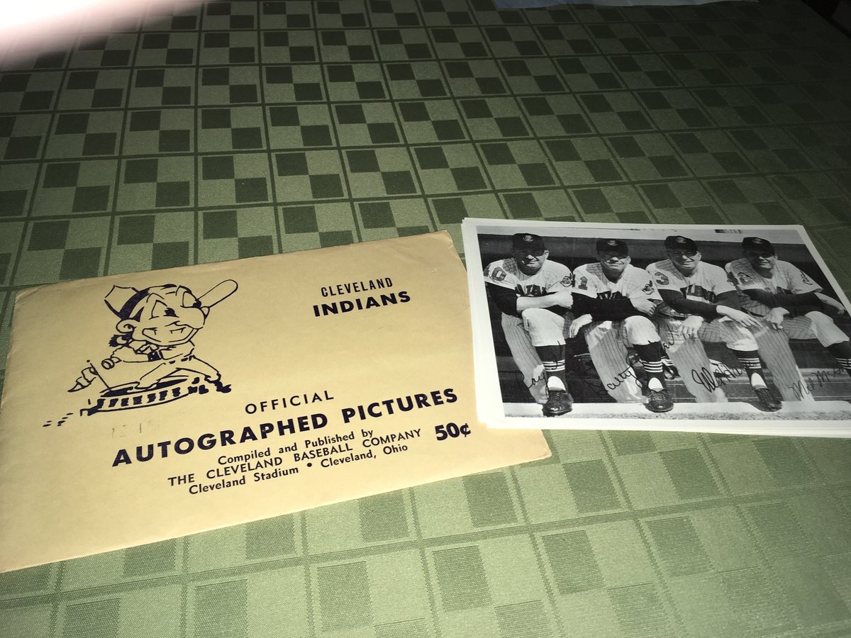 lanc_supcap3841's tweet photo. picked up a few #clevelandindians items.
#1940s and #1950s #picturepacks #baseball #mlb @oriolesrise @Markhoyle4 @SBergerBOSTON https://t.co/Ot5EenlSQ3