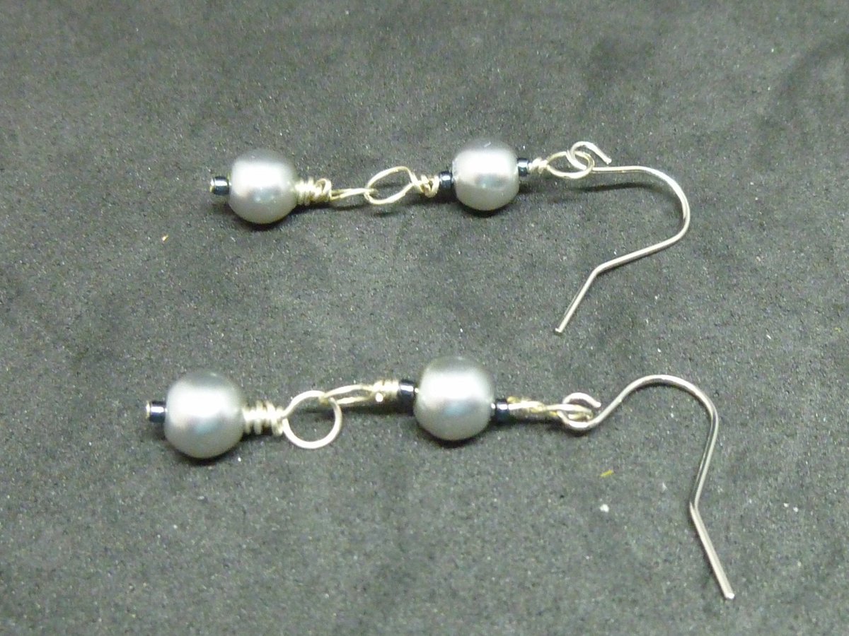 Excited to share the latest addition to my #etsy shop: Gray Pearl Earrings
etsy.com/listing/810615… #victorian #weddingearrings #grayearrings #pearlearrings etsy.me/3fkXMqg