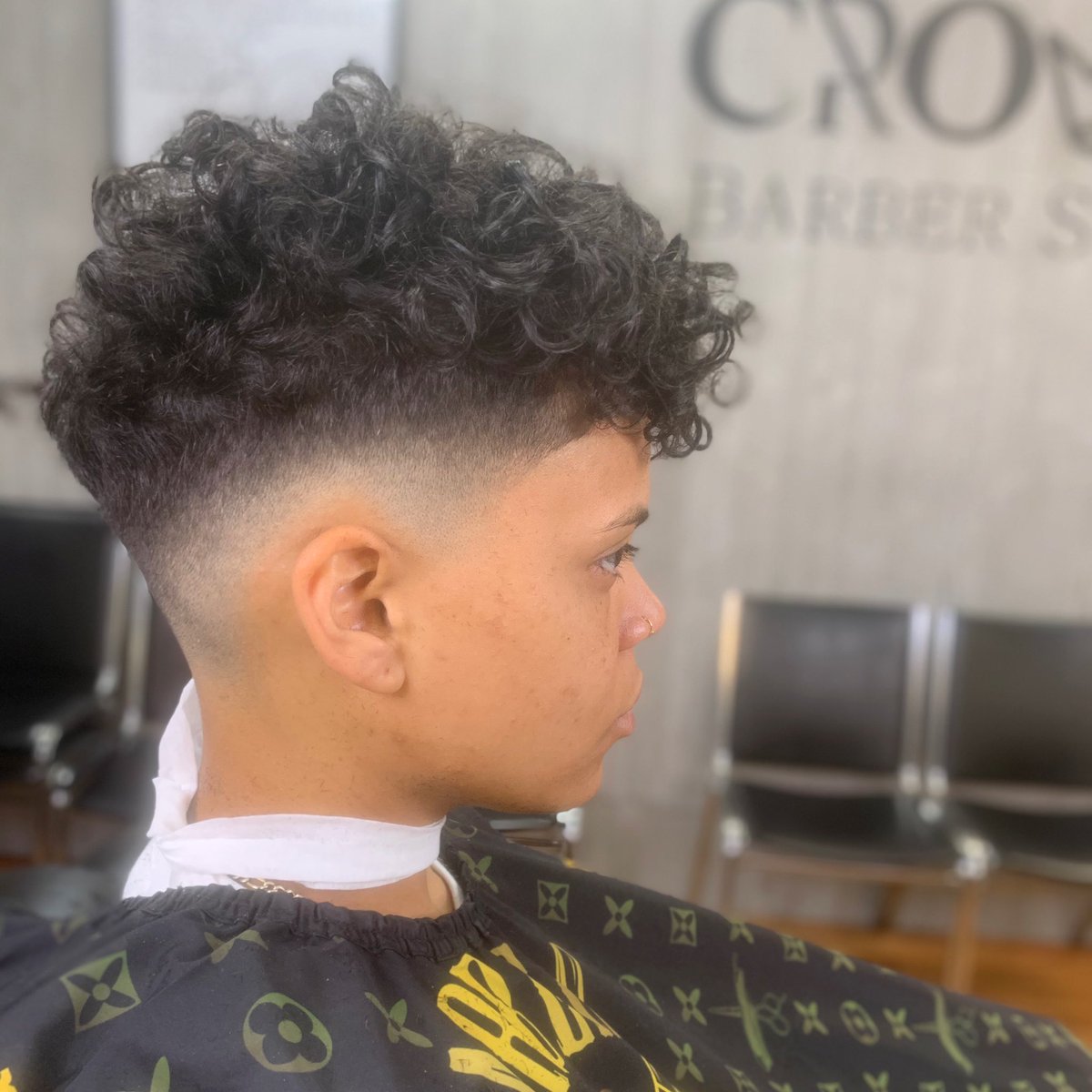 BlackJustinCase's tweet photo. 🗣Book Now:
https://t.co/umy4Quez2d
#AustinBarber #TexasBarber #AustinBarbers #AustinTexas #AustinTexasBarber #AustinBarbershop #CrownBarbershop #AustinTexasBarber #RealBarbers https://t.co/9YIqaO0Ve5
