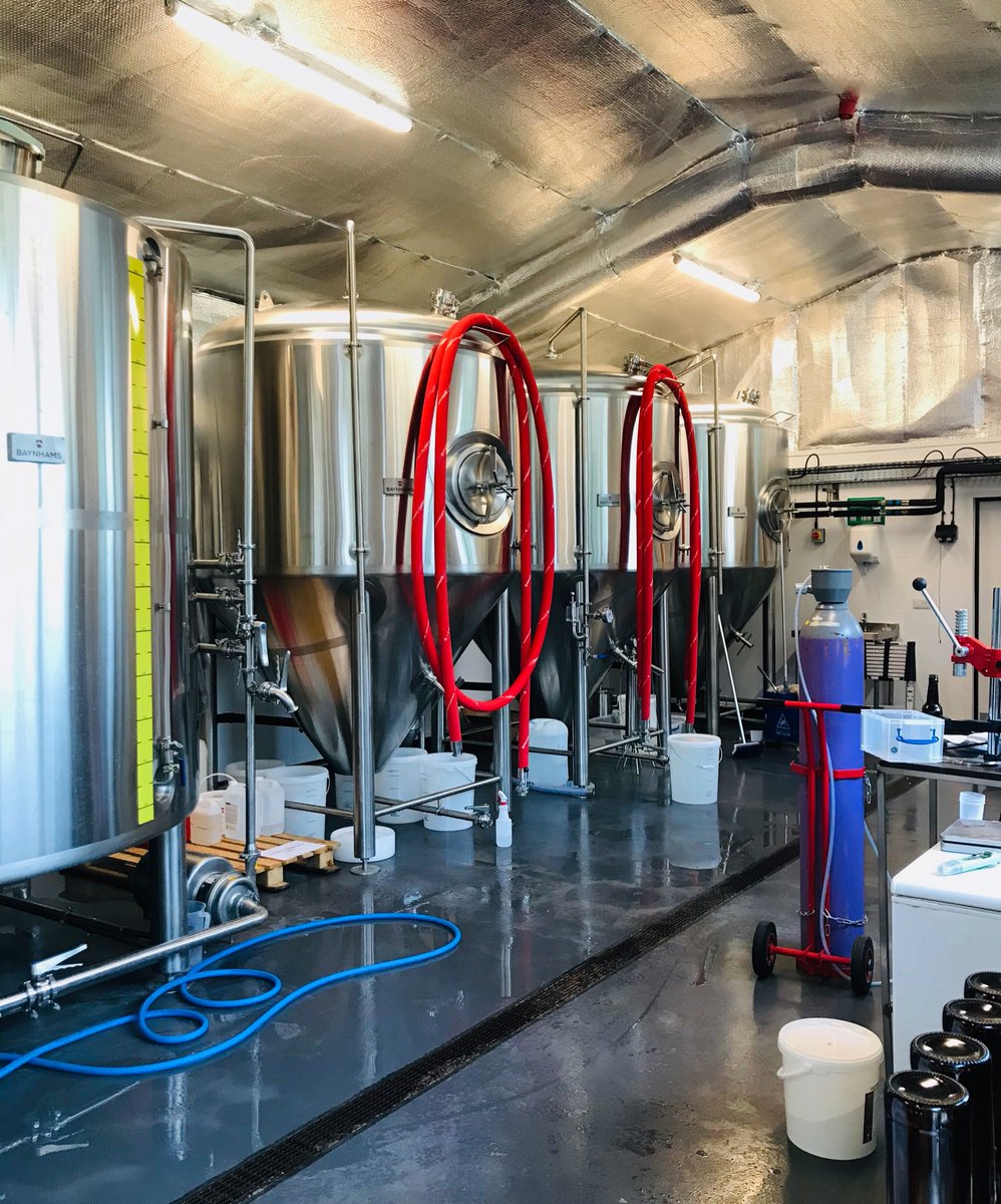 PIGBEERCO's tweet photo. It’s a good day to brew some beer 🍺
.
.
.
#craftbeer #craftbrewery #brewingkit #lymington #brewery #hampshirebeer #beer #ipa #newforest #drinklocal https://t.co/lRnIGaFpuC
