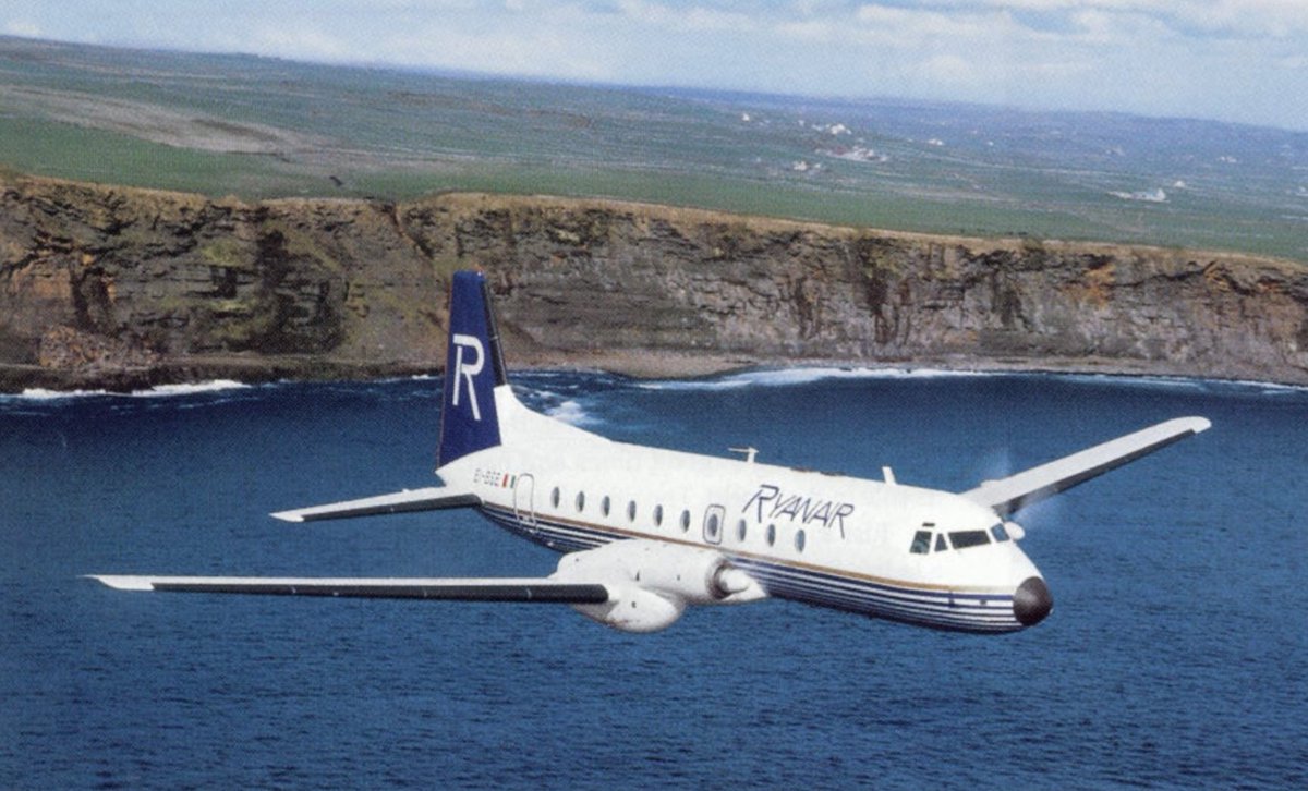 Ryanair's tweet image. 35 years ago today, on July 8th 1985, we took our first ever flight from Waterford to @Gatwick_Airport 🛫🎂

We dug way back into the archives to find this shot of our HS 748 in the air from that era 📸