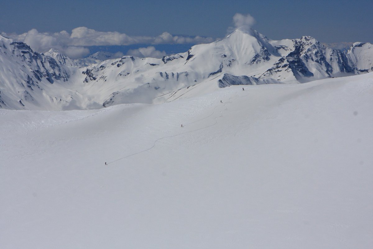 АО «КСК» tweet media