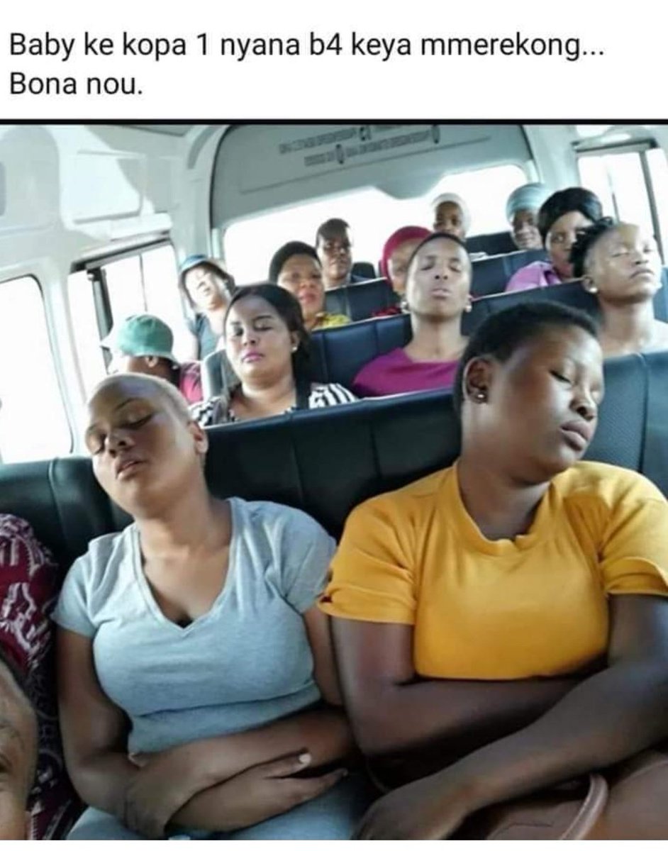 ThabzaT19's tweet image. Bo morning glory is the best s'thule nje siya buka they sleep on our shoulders ko taxing 👀#MorningVsNightSex