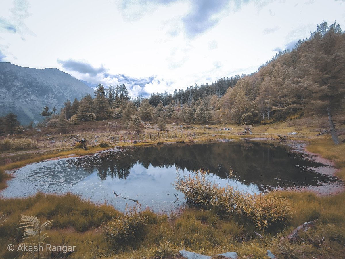 Akashrangar1's tweet photo. To walk in nature is to witness a thousand miracles.✨
 ________[Taal-2]_______
.
.
.
.
#himalayas #uttarakhand #travel #captureatrip #beautifuldestinations #travelindia #travulls #peaceaurparvat #himalayangeographic #wanderlust  #justwravel #highlandernetwork  #uttarakhandtravel https://t.co/Sp9CVfJJHD