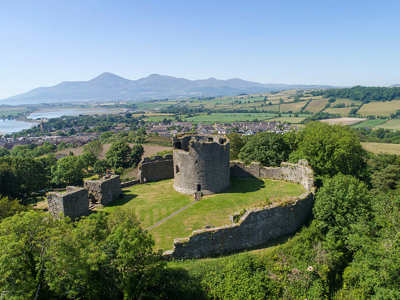 Now open: Outdoor areas at Dunluce Castle, Grey Abbey &amp; Dundrum Castle. Visitor centres &amp; shops are closed. Toilets are open at Dunluce but closed at our other sites.  
More details at: communities-ni.gov.uk/articles/histo… #loveheritageni  #HeritageOnOurDoorstep  #exploreni #enjoyheritage