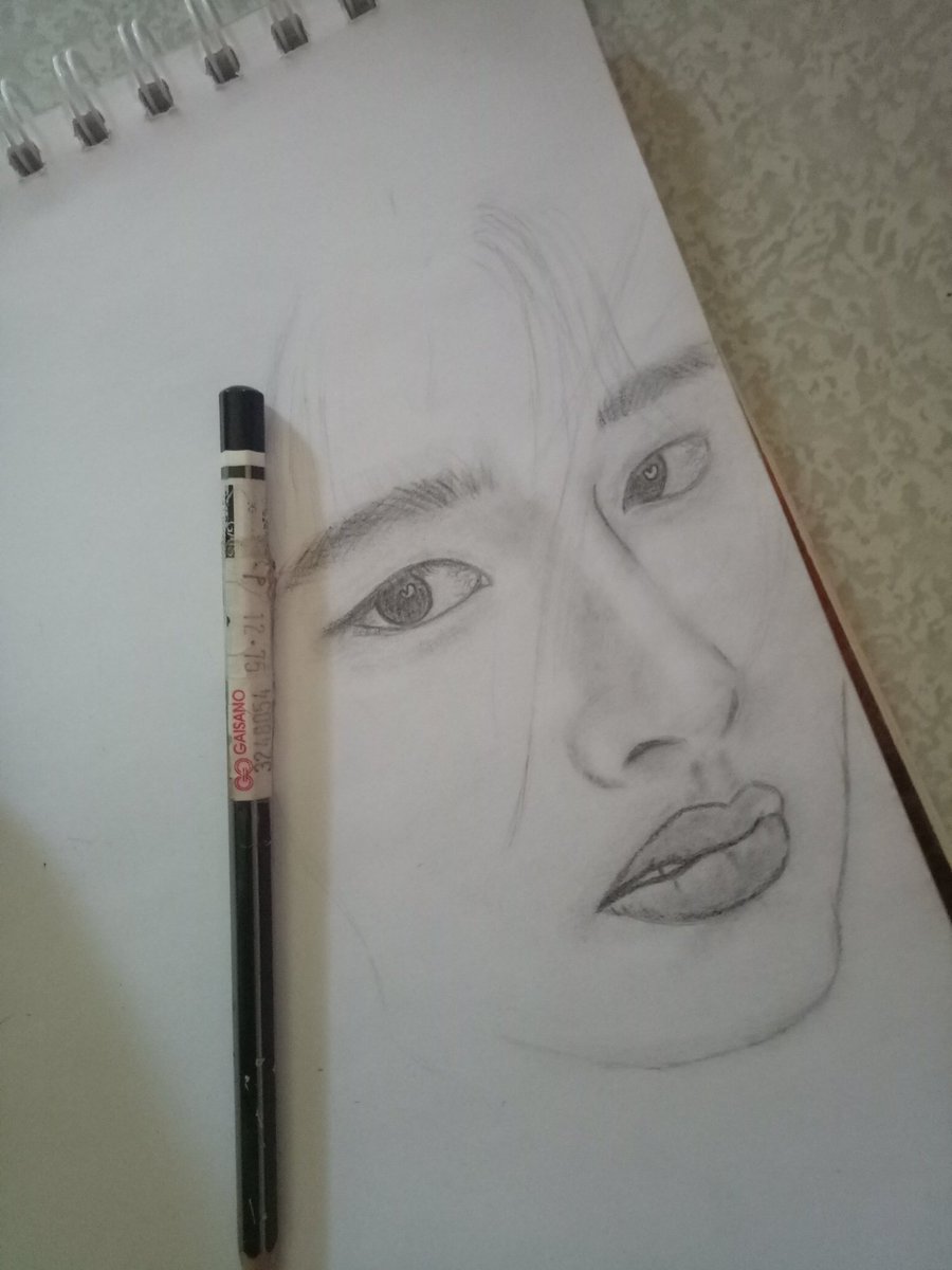 Yaniezaki28's tweet photo. my other baby loves #JangDongYoon 
#practicesketching https://t.co/09A6BN1SJK