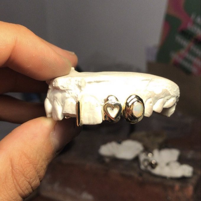 Just needs to add the stones 🥺 https://t.co/tfA2VF1yl6