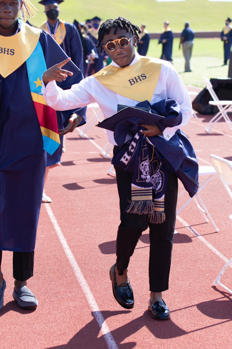 MsWilkins103's tweet photo. Hard to believe it's been a month since @Blythewood_2020 graduation! We faced a lot of technical issues in trying to share the nearly 300 photos and have spent a lot of time to sort, edit, and publish them for you so we hope you enjoy! https://t.co/kvioEh1Qw0 https://t.co/n8Yt7xBcav