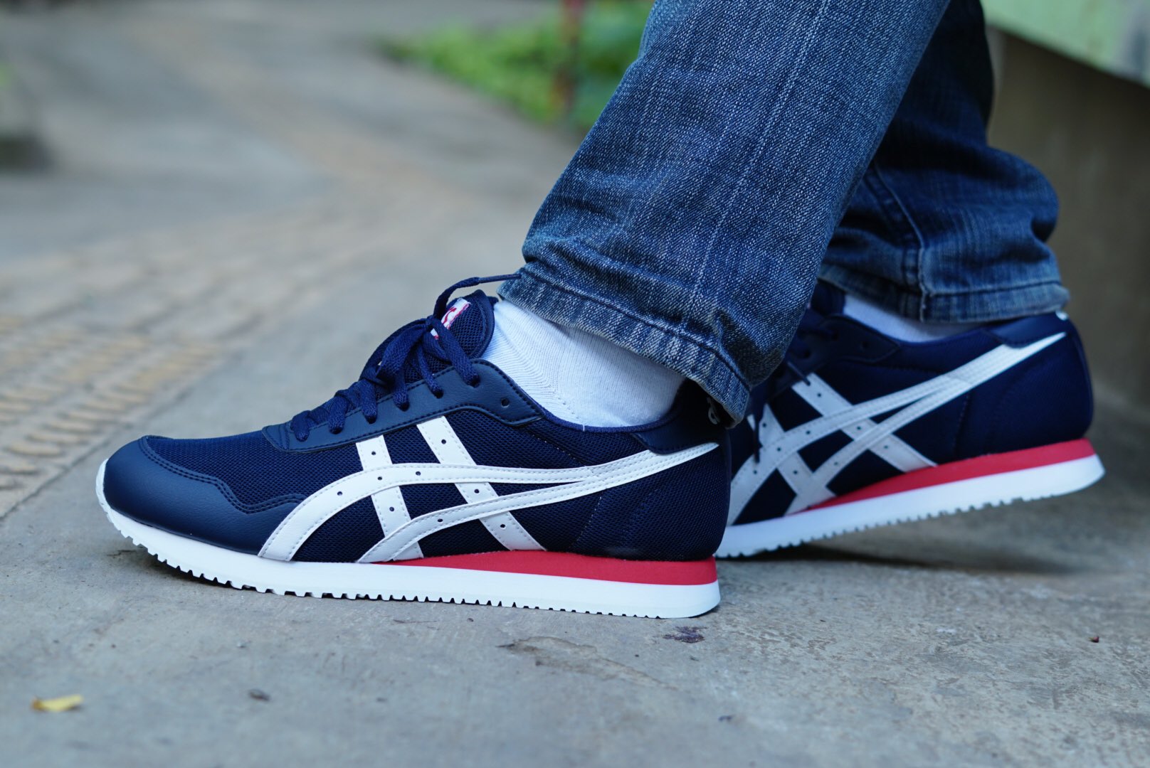 Asics tiger runner midnight new arrivals