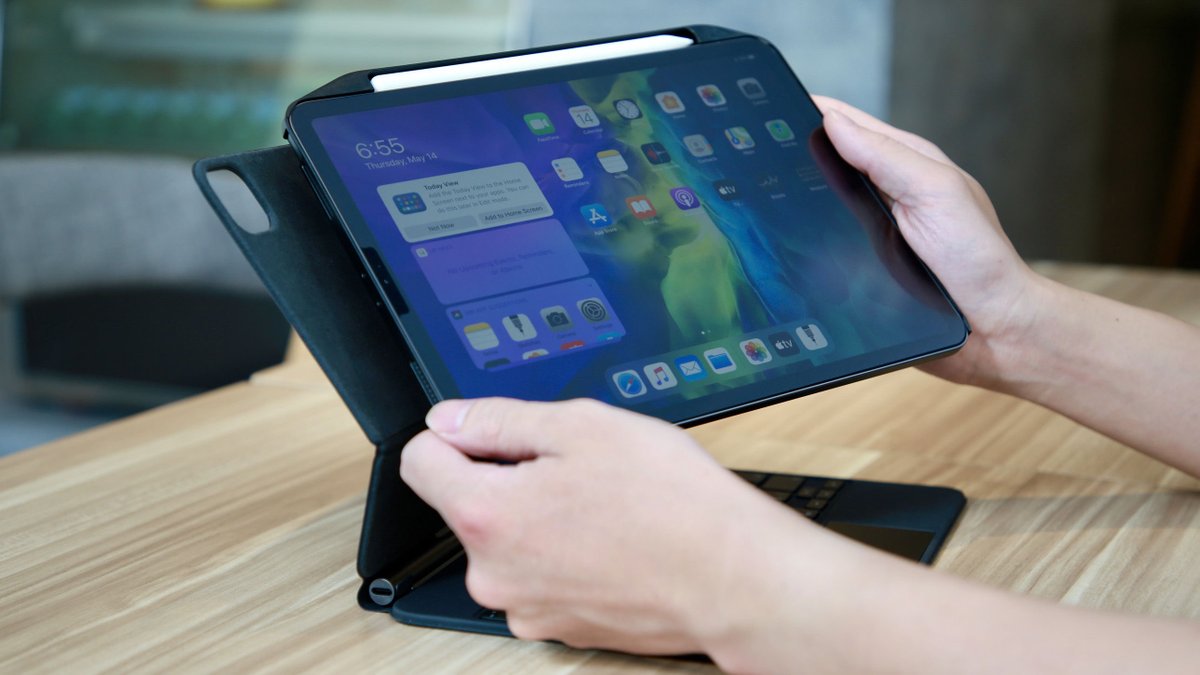haruna1221's tweet photo. ケースつけたままMagic KeyboardとかSmart Keyboard Folio、Smart Folioが付けれるiPadケース
Apple Pencil充電もちゃんとできるやつ。
#iPad活用 #iPadOnly #iPad仕事術 #SwitchEasy
■SwitchEasy 11インチ(2020)
https://t.co/Nys5pESFf7 https://t.co/Y99A27SNhT