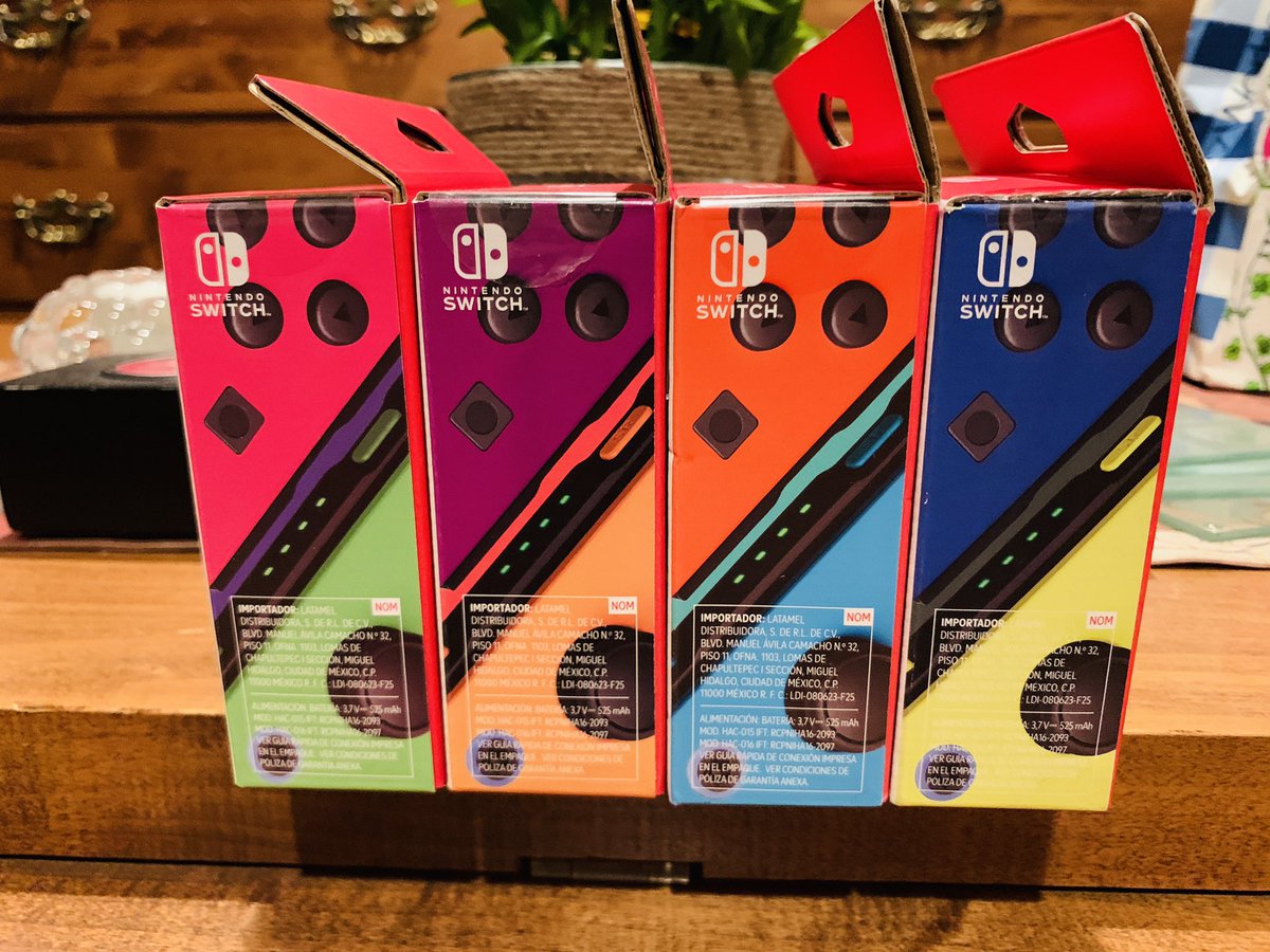 shersherloves's tweet photo. Me being so extra.. lol #switch #NintendoSwich #joycon #NintendoSwitchJoycon https://t.co/fVwWWFWi7a
