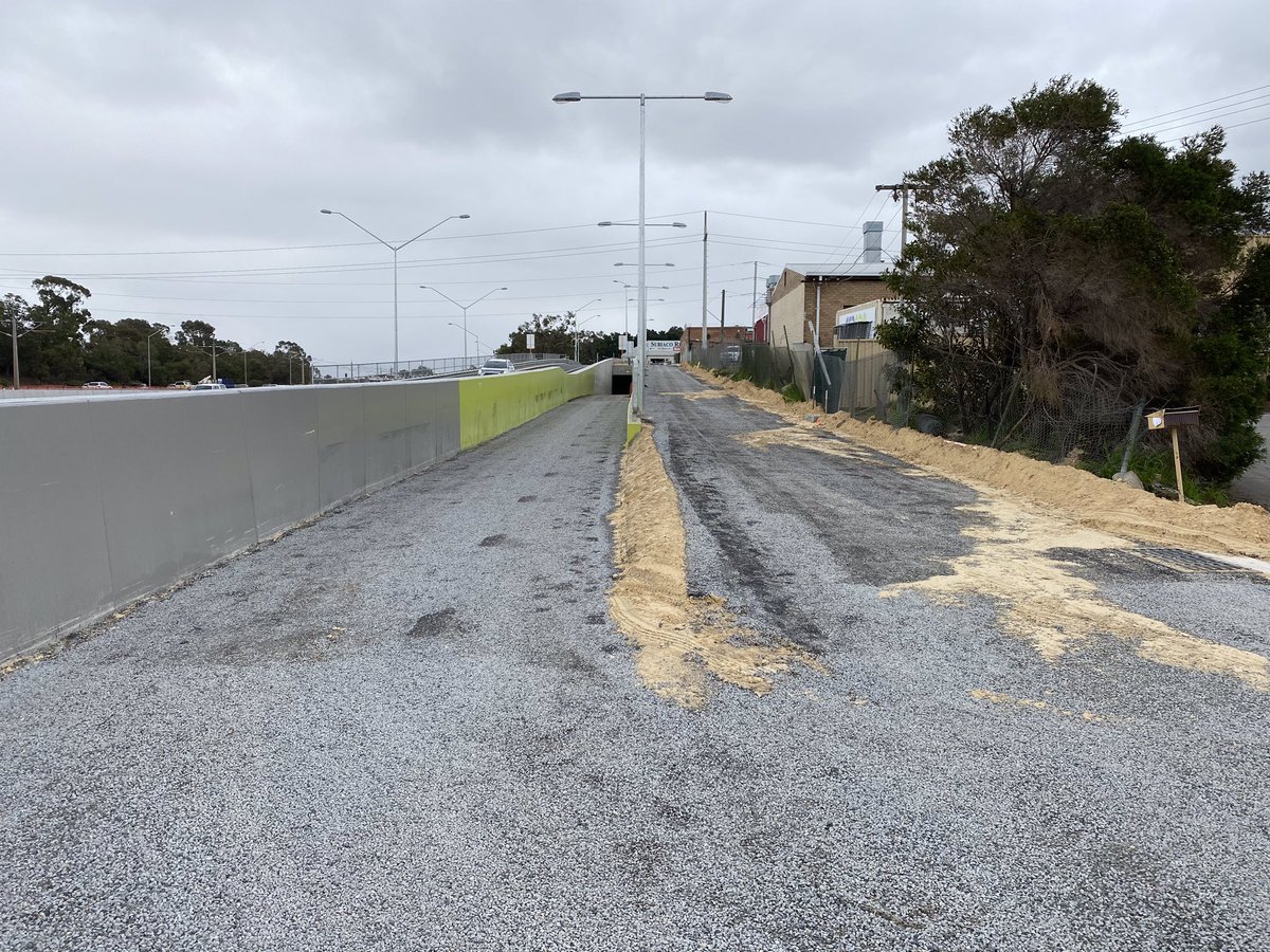 bikewalkperth's tweet photo. Latest progress with shared path construction along Mitchell Freeway Osborne Park. Is very wide in parts, will riders be sharing with motorists? 😳 😃

Images ordered south to north from Glendalough train station. #PerthCycling https://t.co/SGEQIG2gyi
