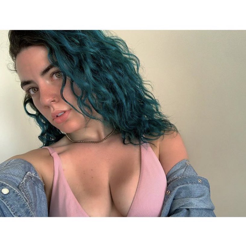 TaylorStoeckel6's tweet photo. #paypig #findom #feet #cashslave #findomme #footfetishnation #humanatm #cashcow #sugarbaby #financialdomination #goddess #moneyslave #footfetish #feetworship #feetporn #mistress #feetpics #finsub #paypigs #findoms #sugardaddy #paypiggyneeded #paypigswanted #fetish #findomworship https://t.co/P1iIppkjOO