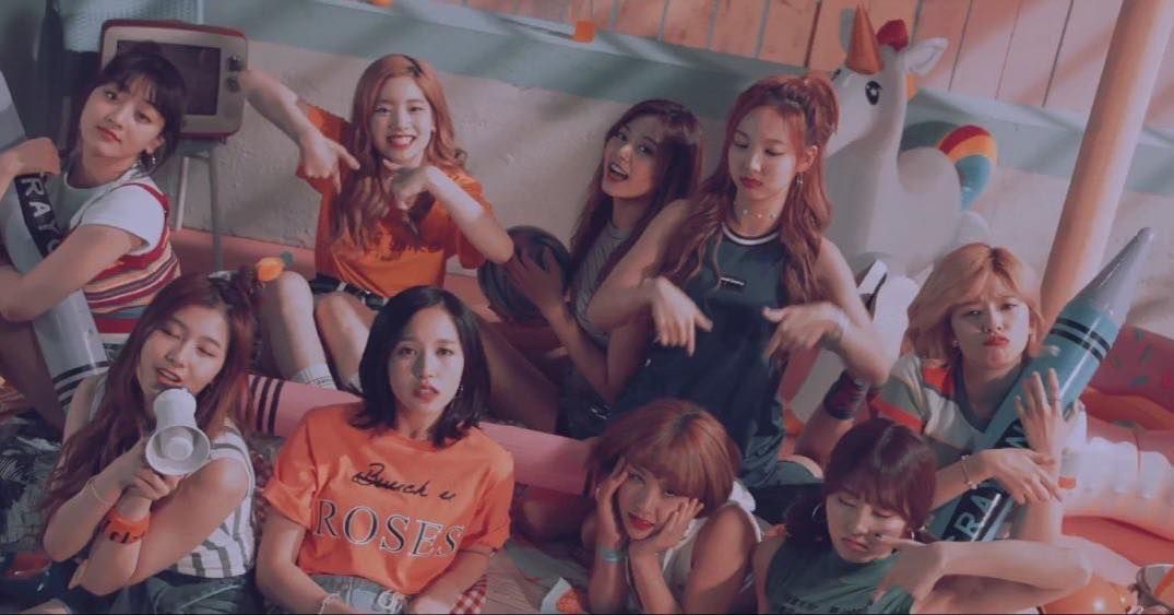 "twice can only do cute concept" a thread  #TWICE    @JYPETWICE