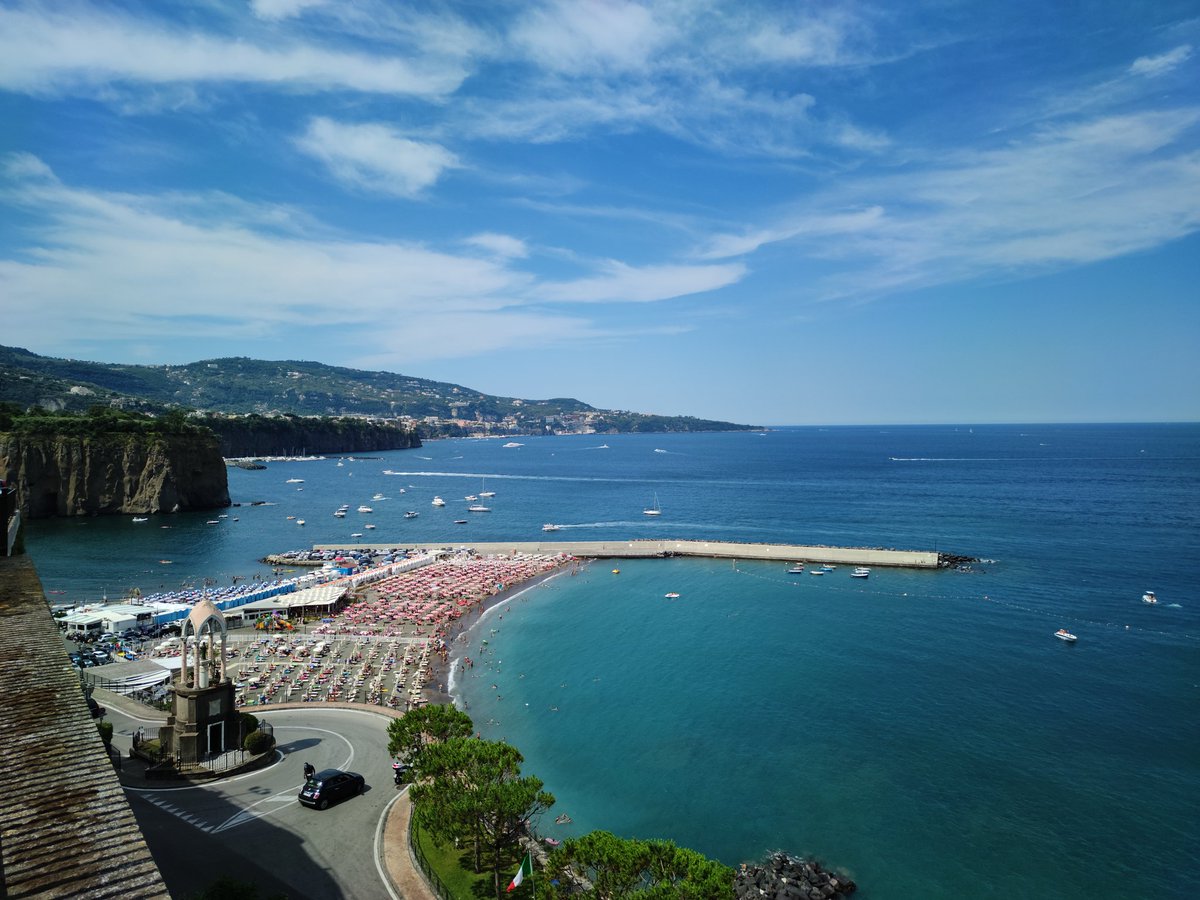 ClaudioCimmino5's tweet photo. #metadisorrento #sorrento #costierasorrentina #italia #italy #campania #napoli #naples #dkpol #ไอจีล่ม #الرجال_اكثر_وفاء_من_النساء #افضحوا_المتحرشين #tracyzille #فيصل_القحطاني_مبتز #Sercan #ฌอนบูรณหิรัญ #sun #sunset #CRALEG https://t.co/7grKTdWGLZ