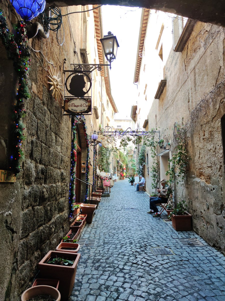 ClaudioCimmino5's tweet photo. #alleys #orvieto #umbria #Italia #Italy #terni #Sercan #CRALEG #ฌอนบูรณหิรัญ #cancelfinalyearexam #دايم_تلقاه #فيصل_القحطاني_مبتز #tracyzille #افضحوا_المتحرشين #الرجال_اكثر_وفاء_من_النساء #ไอจีล่ม #dkpol #holyday #Borghi https://t.co/zXpbCJ4PCq