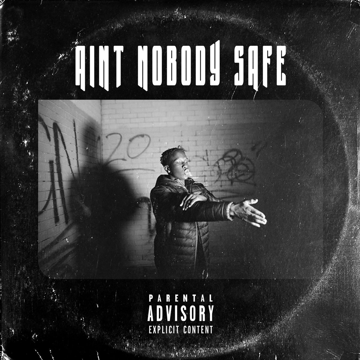 Ain’t Nobody Safe Out now All platforms ❗️❗️ 

“Siri Play Aint Nobody Safe”