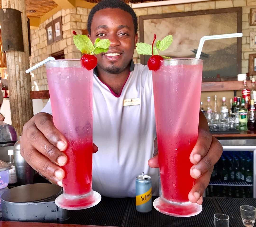 DLSafariLodge's tweet photo. We approach everything we do with passion, giving you every reason to smile during your stay at aha David Livingstone Safari Lodge and Spa.

#stayaha #zambezi #explorezambia https://t.co/F29K9Q0POS